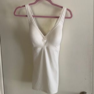 Brand new Athleta support workout top never worn